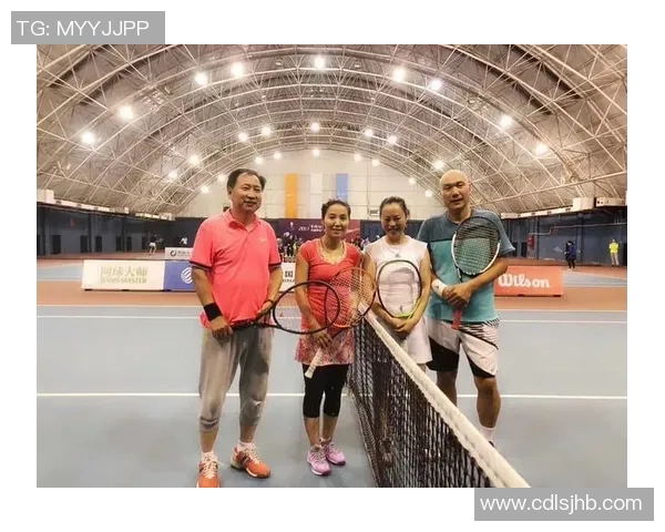 赛后分析：广州网球队与重庆网球队的默契配合与战术探讨